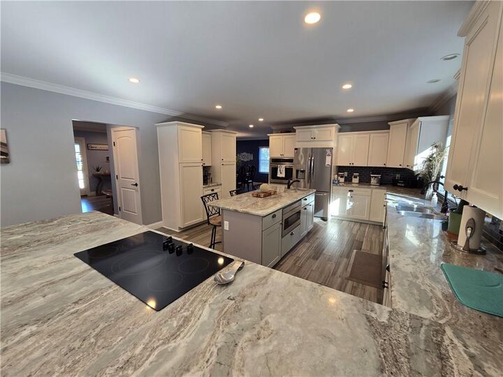 Property Photo:  27 Rosedale Avenue  RI 02806 