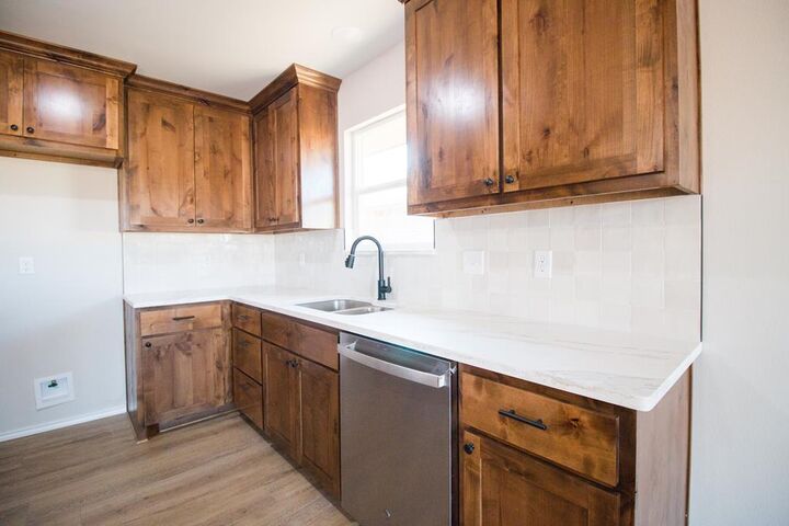 Property Photo: 5409 Coral Way TX 76904