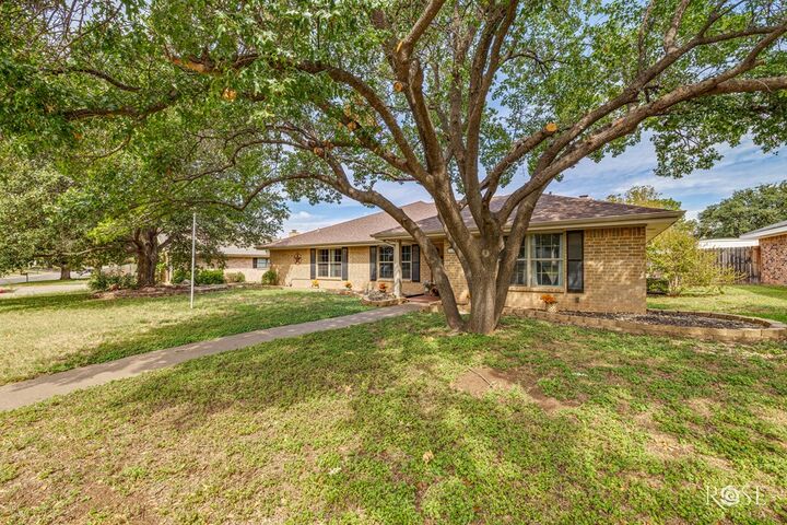 Property Photo:  3102 Sierra Dr  TX 76904 