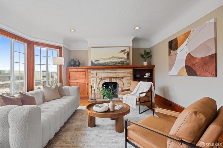 Property Photo:  2211 19th Avenue  CA 94116 