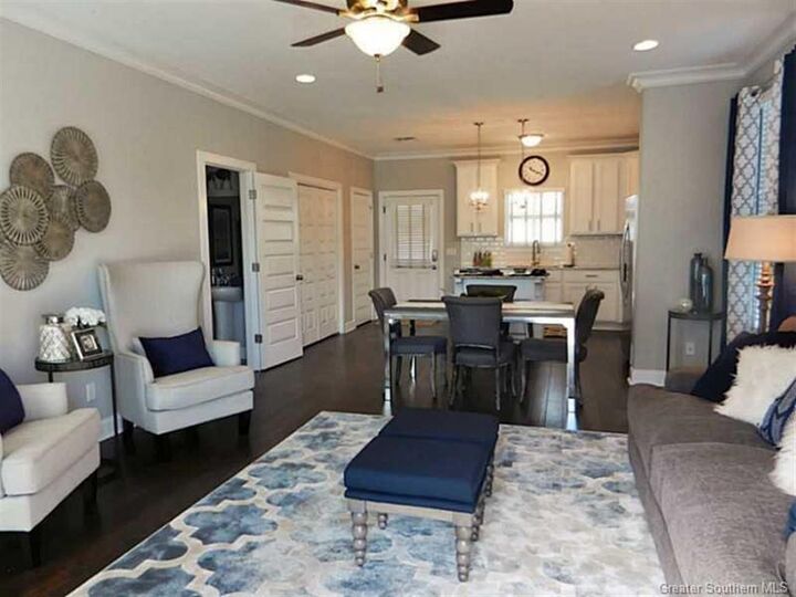 Property Photo:  1220 Pithon Street 5  LA 70601 