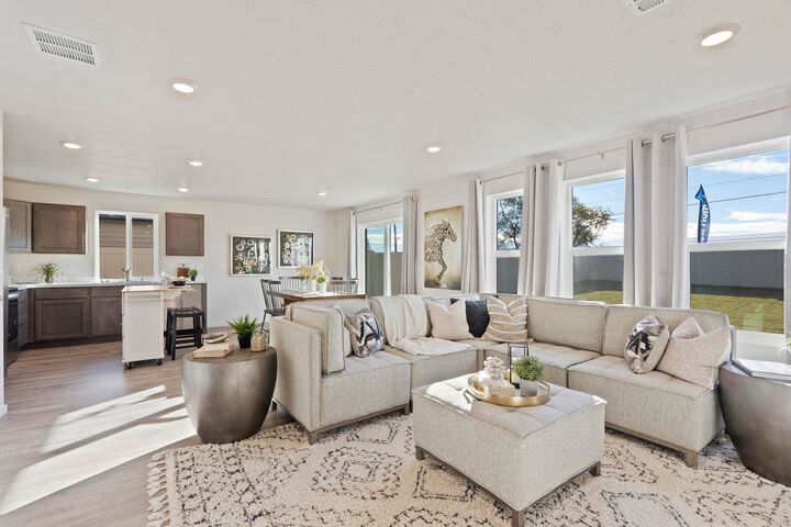 Property Photo: 13546 W Crosswinds Ave WA 99001