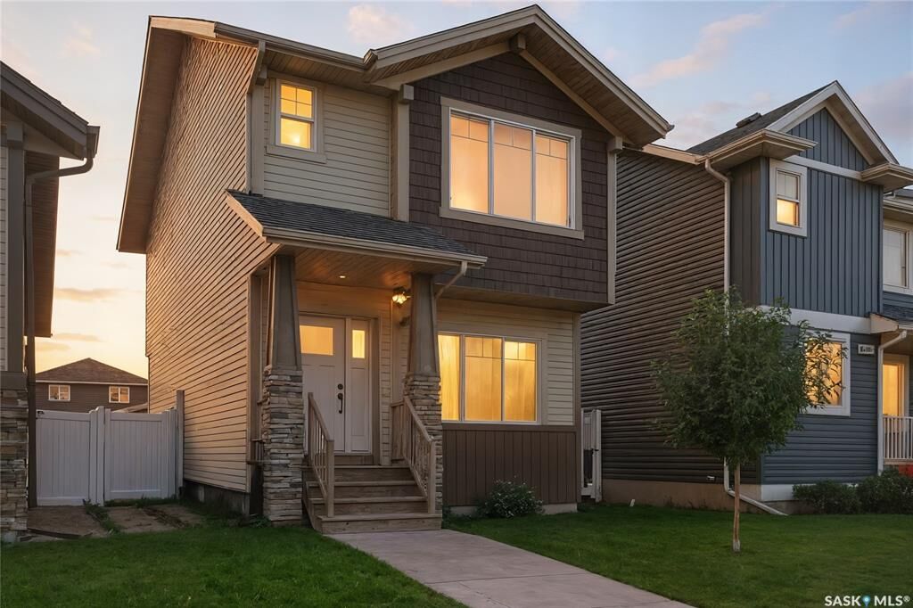 Property Photo:  966 McFaull Manor  SK S7V 0S6 