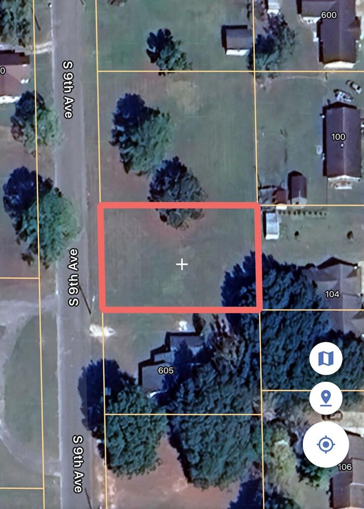 Property Photo:  601-2 S 9th Ave  AL 36305 