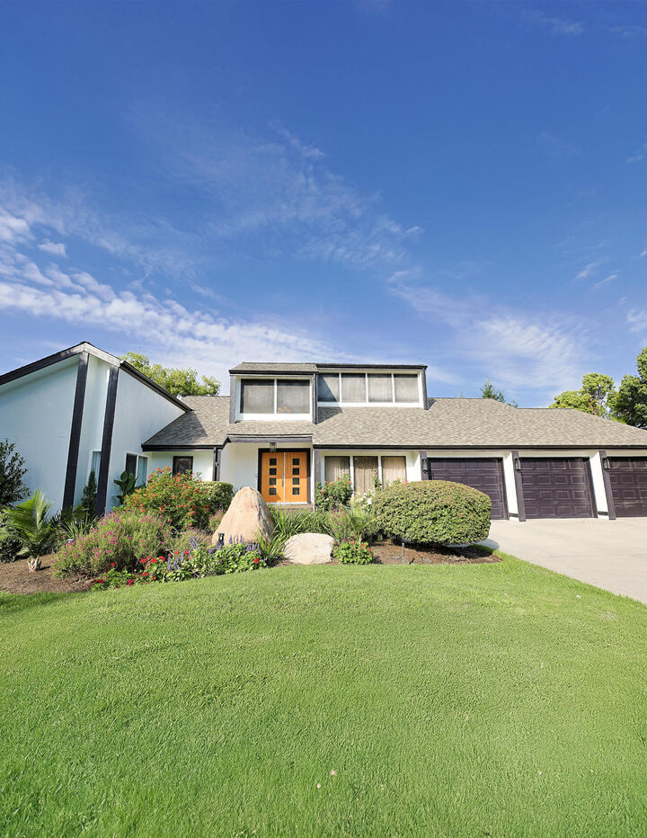3727 W Mill Creek Drive  Visalia CA 93291 photo