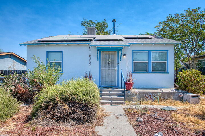 908 S Clark Street  Visalia CA 93292 photo