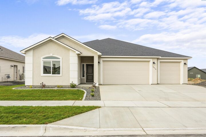Property Photo: 3610 Morningside Parkway WA 99352