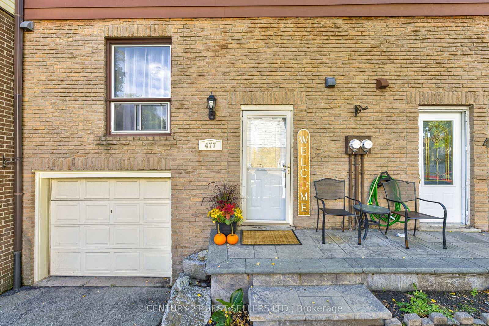 Property Photo: 477 Ontario Street N ON L9T 3J4