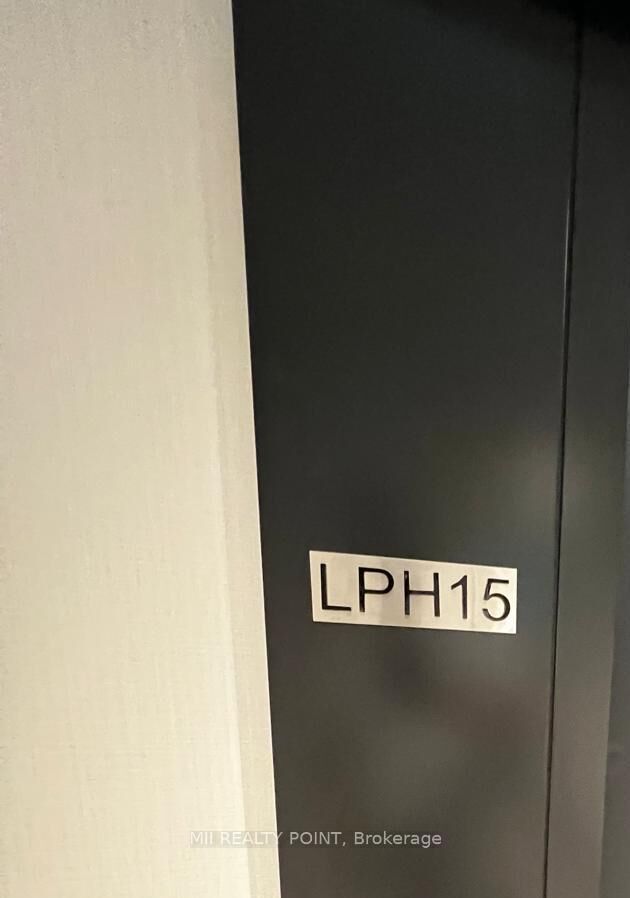 Property Photo: 252 Church Street Lph15 ON M5B 0E6