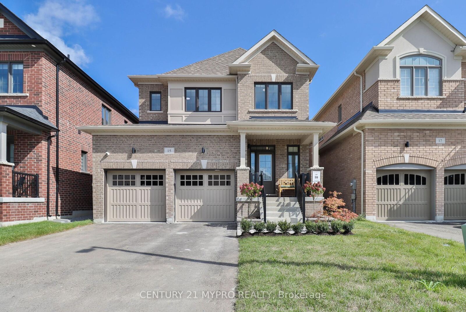 Property Photo:  15 George Ellis Drive  ON L4P 0S3 