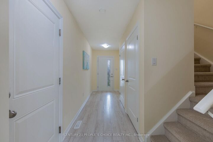 Property Photo:  1287 Michael Circle  ON N5C 1R1 