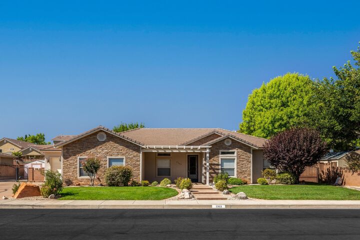 2303 N Joshua Cir  Santa Clara UT 84765 photo