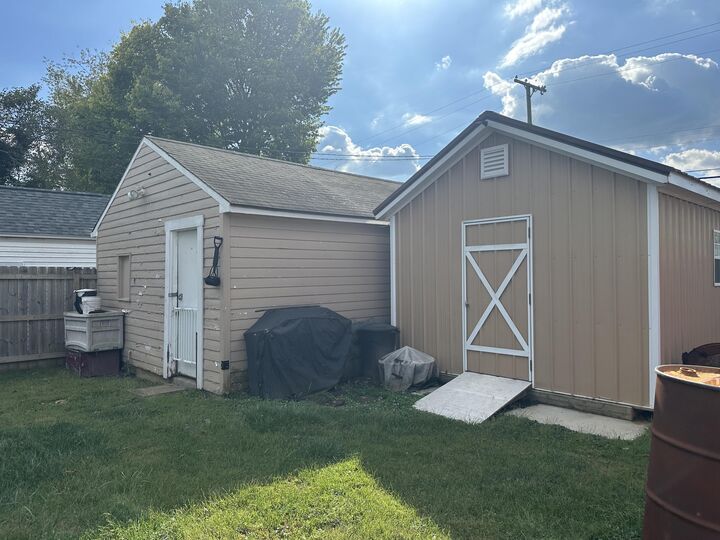Property Photo: 637 S Arlington Avenue OH 45505