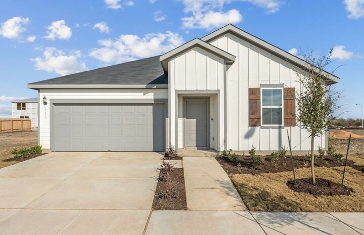 Property Photo: 113 Lindheimer Lane TX 78666