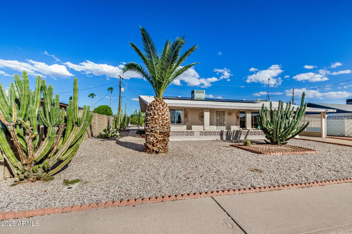 Property Photo:  507 N 55th Place  AZ 85205 