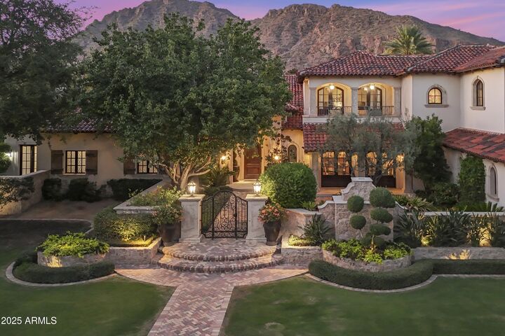 5902 E Arcadia Lane  Phoenix AZ 85018 photo