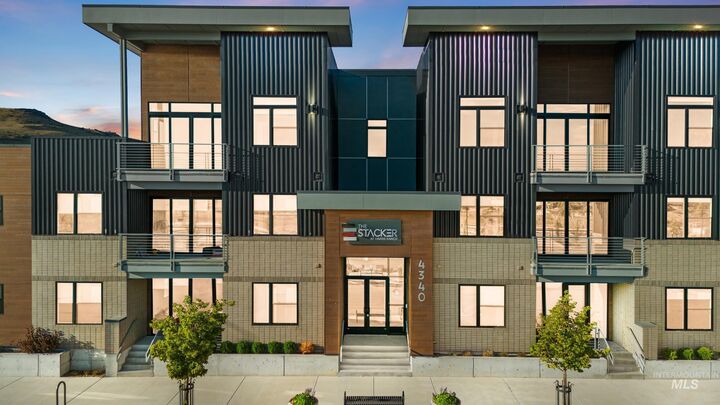 Property Photo:  4340 E Haystack St 104  ID 83716 