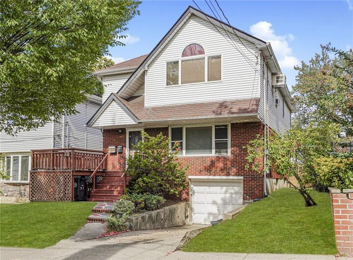 Property Photo:  51 Rockwell Avenue  NY 10305 