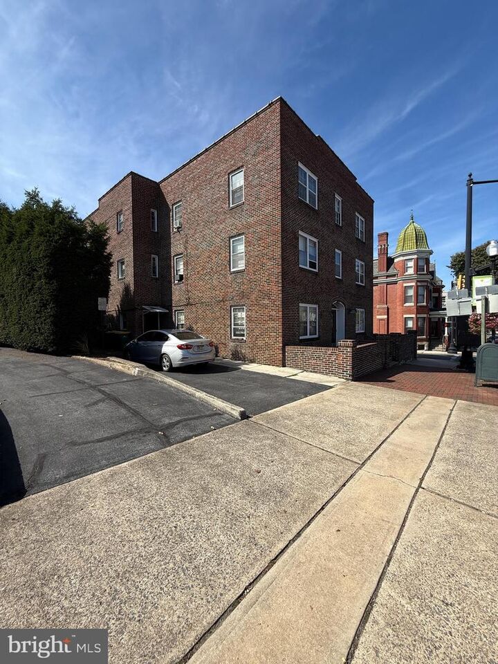 152 Main Street W 3A  Waynesboro PA 17268 photo