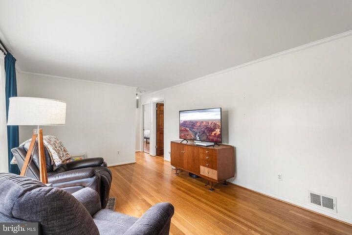 Property Photo: 6404 Fairborn MD 20784