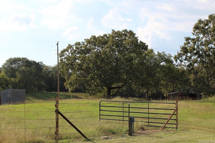 Property Photo: 1337 Polk Road 38 AR 71945