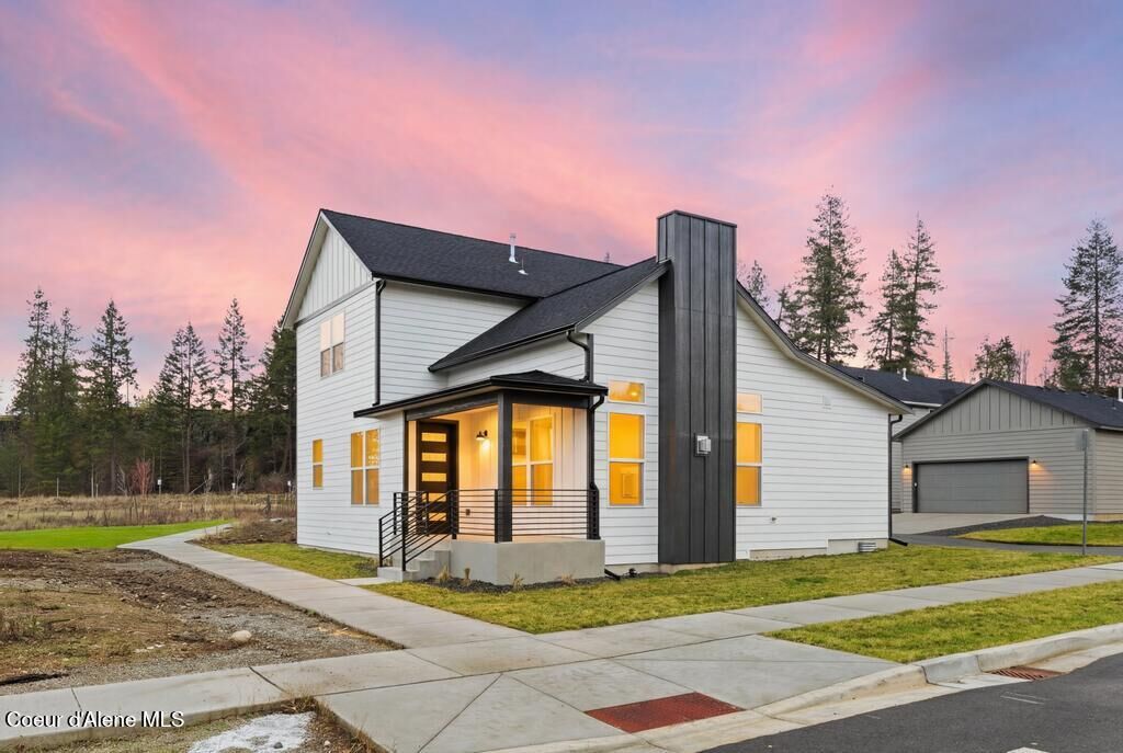 Property Photo:  469 E Penstemon Rd  ID 83835 