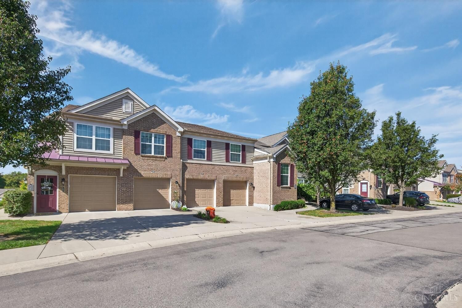 Property Photo:  7601 Skyview Circle  OH 45248