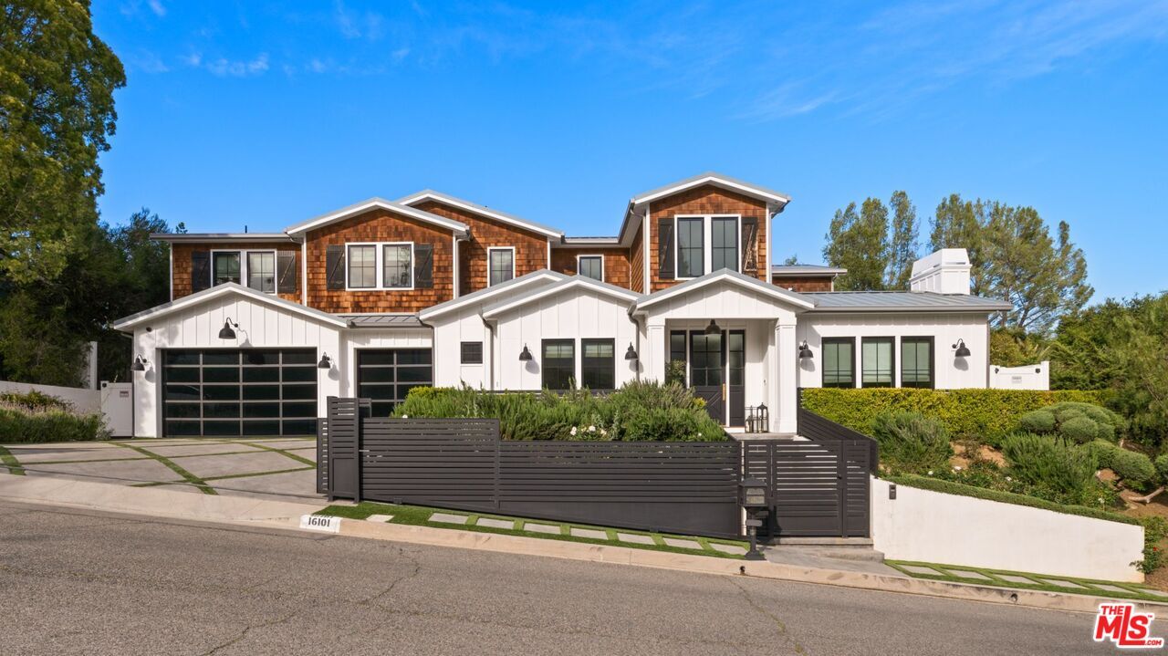 Property Photo:  16101 Royal Mount Dr  CA 91436 