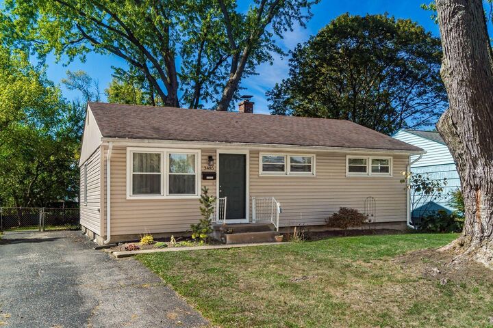 Property Photo:  3485 Hiawatha Street  OH 43224 