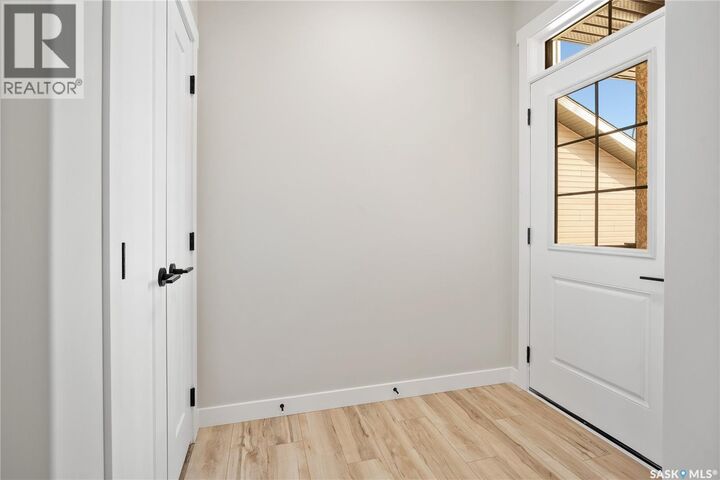 Property Photo:  622 Nazarali Lane  SK S7W 1K6