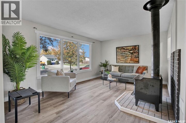 126 Vanier Crescent  Saskatoon SK S7L 5H5 photo