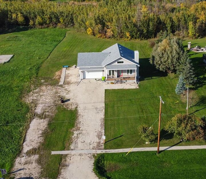 Photo de la propriété:  48 Elie Street West  MB R0H 0H0 