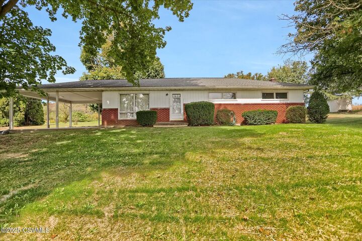 100 Milroy Road  New Columbia PA 17856 photo