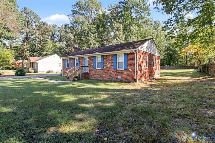 Property Photo:  105 Riva Ridge Circle  VA 23150 