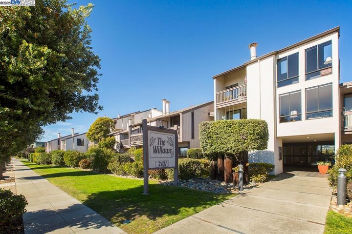 Property Photo: 2101 Shoreline Dr 475 CA 94501