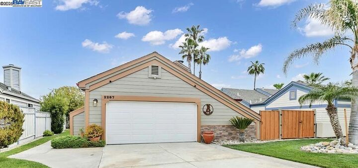 Property Photo:  2287 Cove Ct  CA 94505 