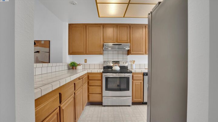Property Photo:  39943 Parada St B  CA 94560 