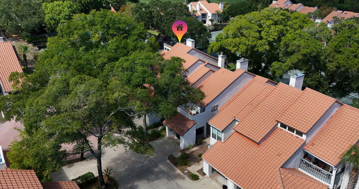 Property Photo:  54 Kensington Lane # 54E  FL 32550 