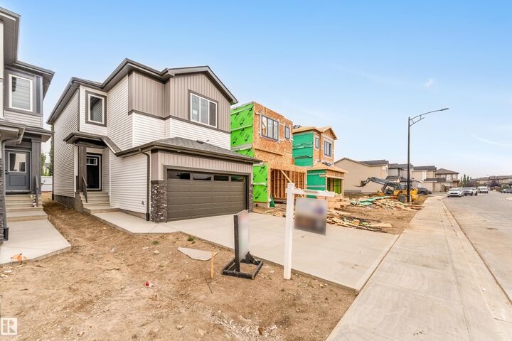 Property Photo:  8723 181 Avenue NW  AB T5Z 0X2 