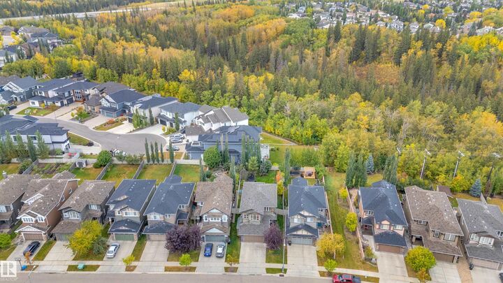 Property Photo:  1422 Chahley Place NW  AB T6M 0J3 