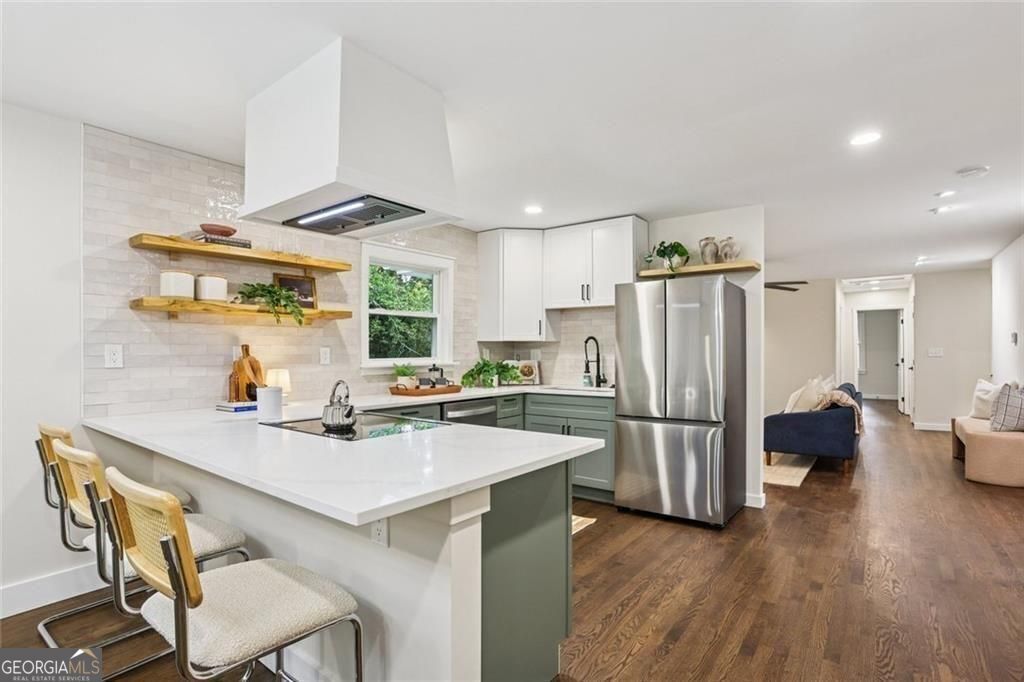 Property Photo:  2152 Edgemore Drive SE  GA 30316 