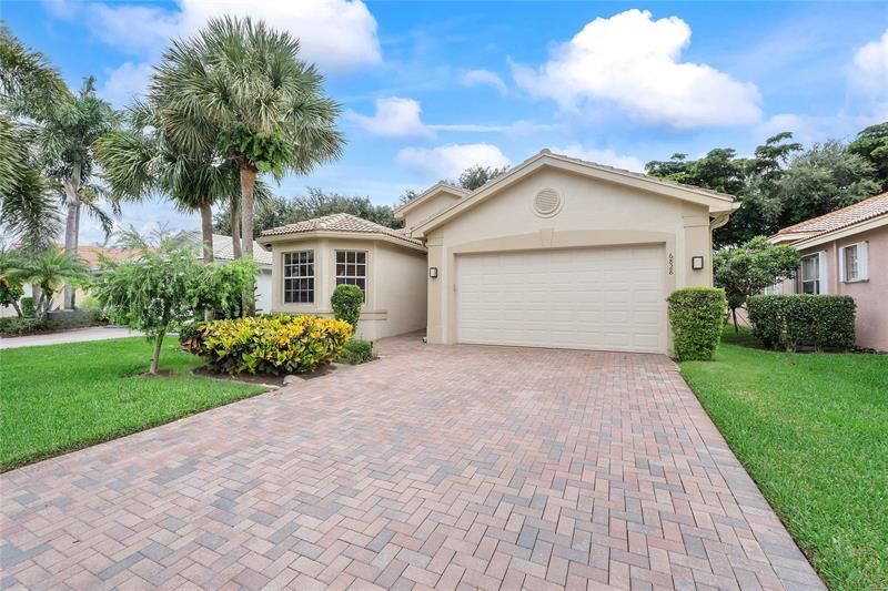 Property Photo: 6828 Belmont Shore Dr FL 33446