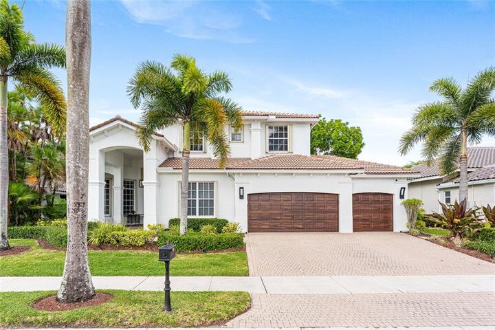 2527 Montclaire Cir  Weston FL 33327 photo
