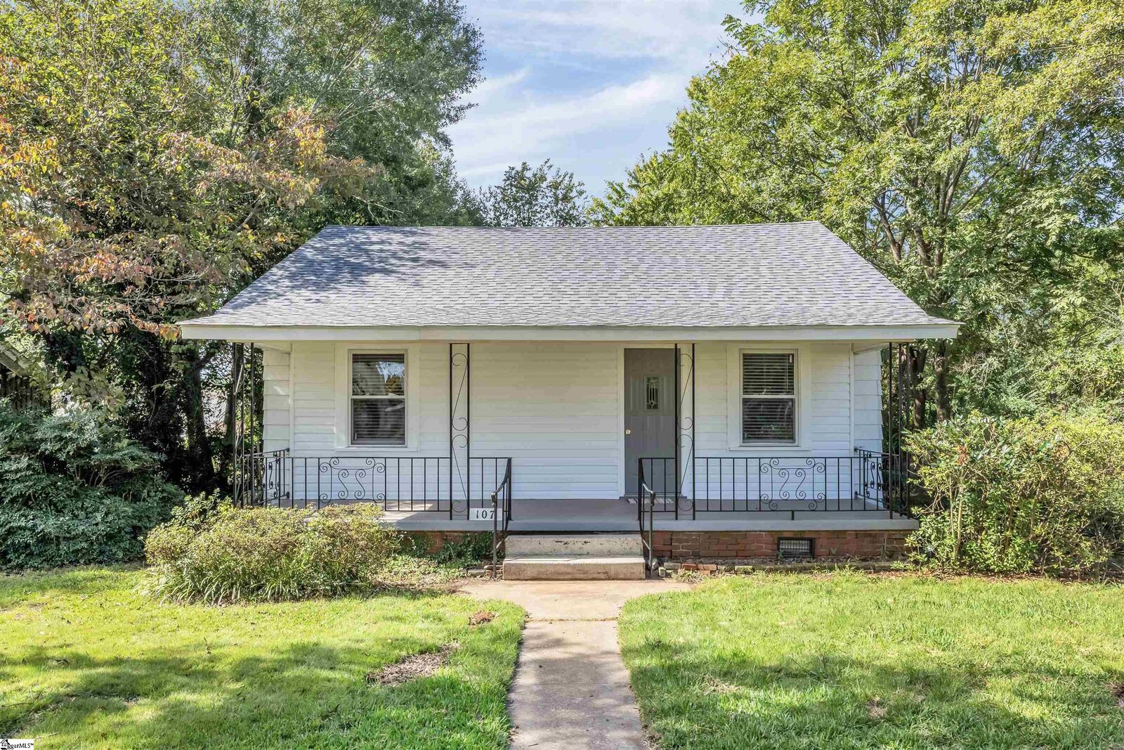 Property Photo:  107 Brooks Avenue  SC 29617 