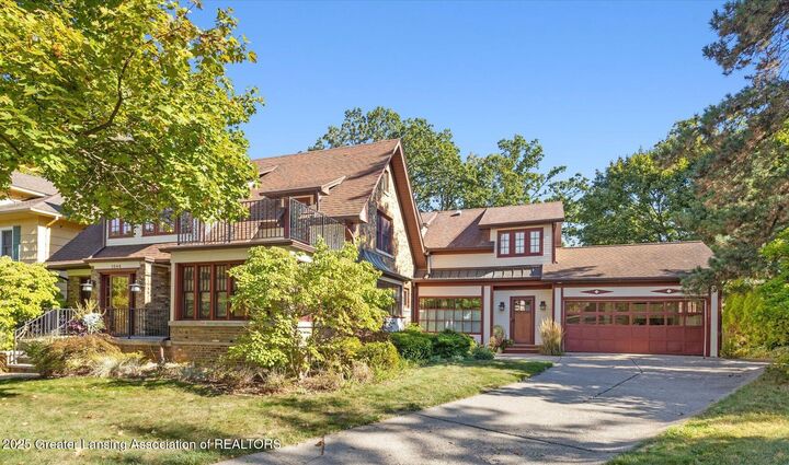 1046 Cresenwood Road  East Lansing MI 48823 photo