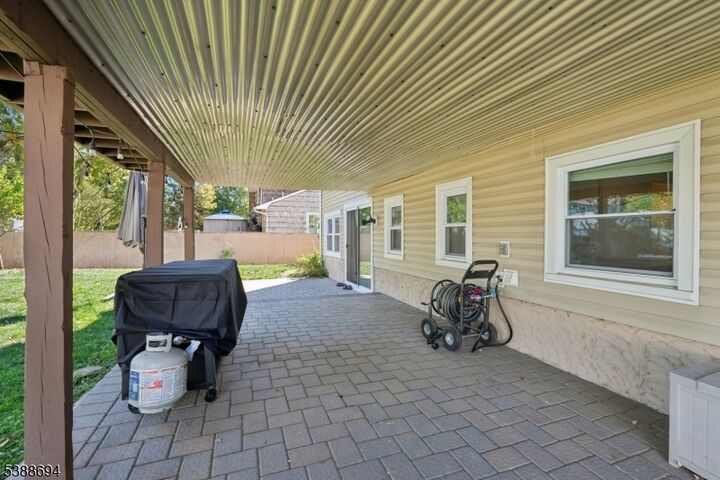 Property Photo:  7 Wanda Ave  NJ 07470 