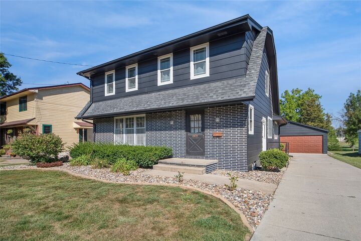 4415 Amick Avenue  Des Moines IA 50310 photo