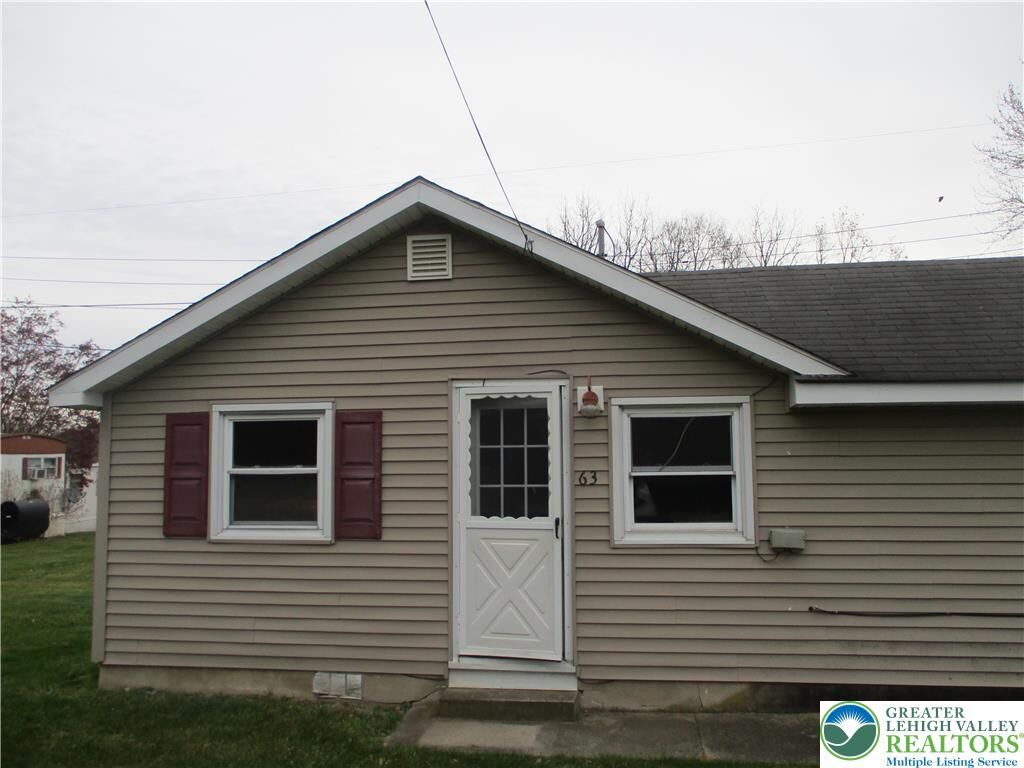 Property Photo:  63 S Delaware Drive  PA 18013 