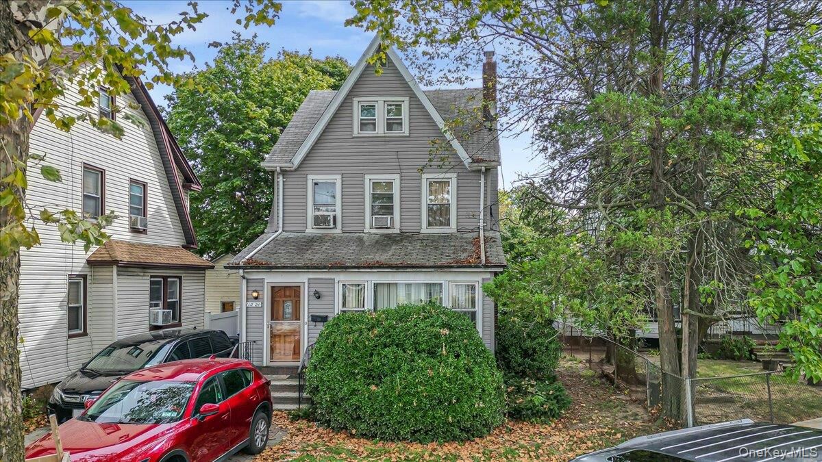 Property Photo:  11221 212th Street  NY 11429 