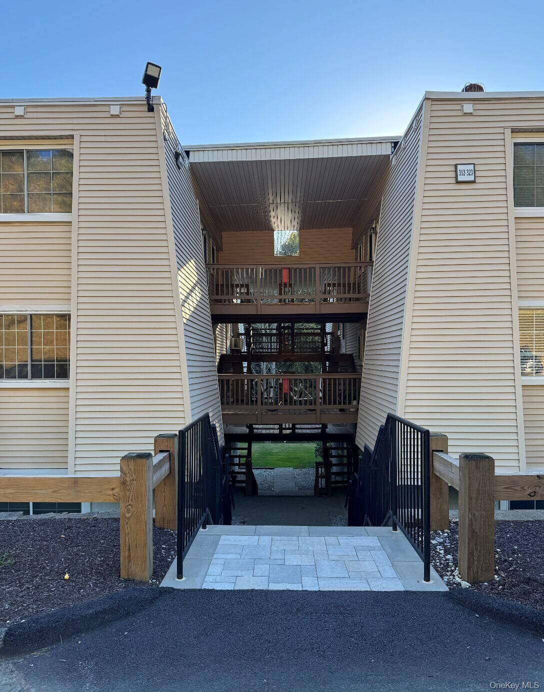 Property Photo: 313 Fox Run Lane NY 10512